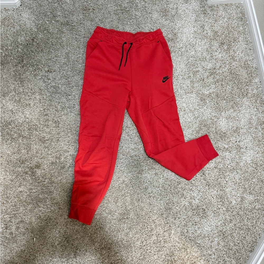Nike Men's Red Sweatpants